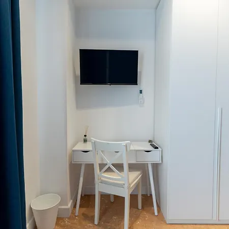 L'onda 4* Civitavecchia